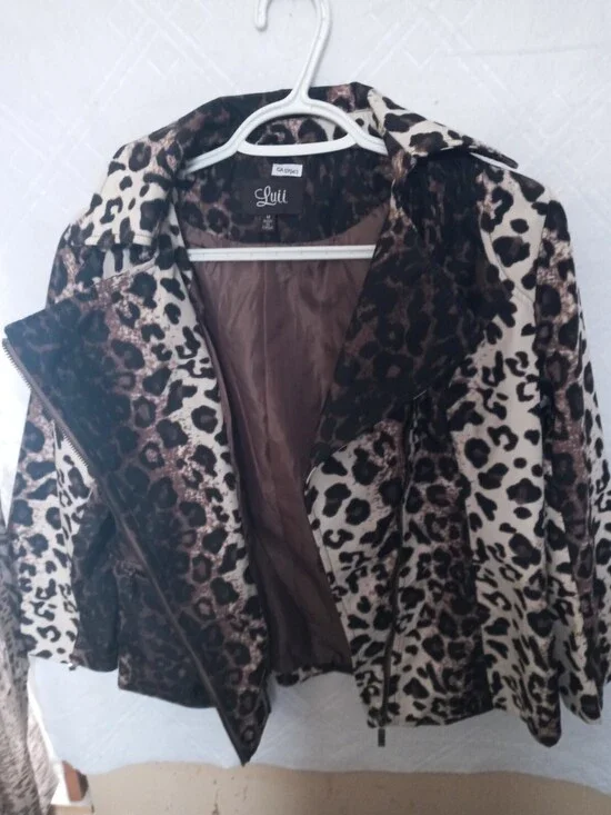 Luii Womens Jacket - Picture 2 of 6